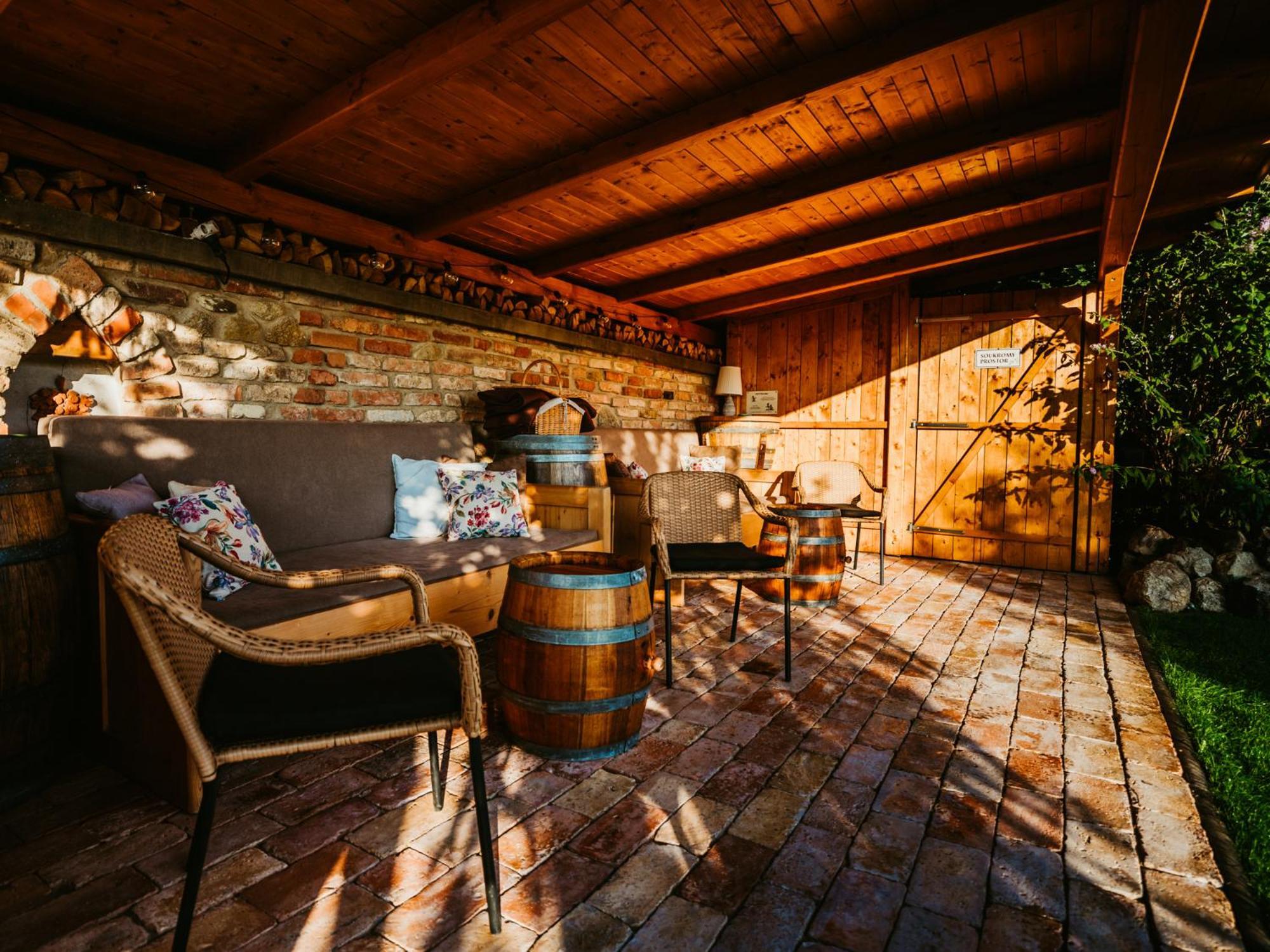 Penzion U Tri Ruzi Vrbice Exterior photo